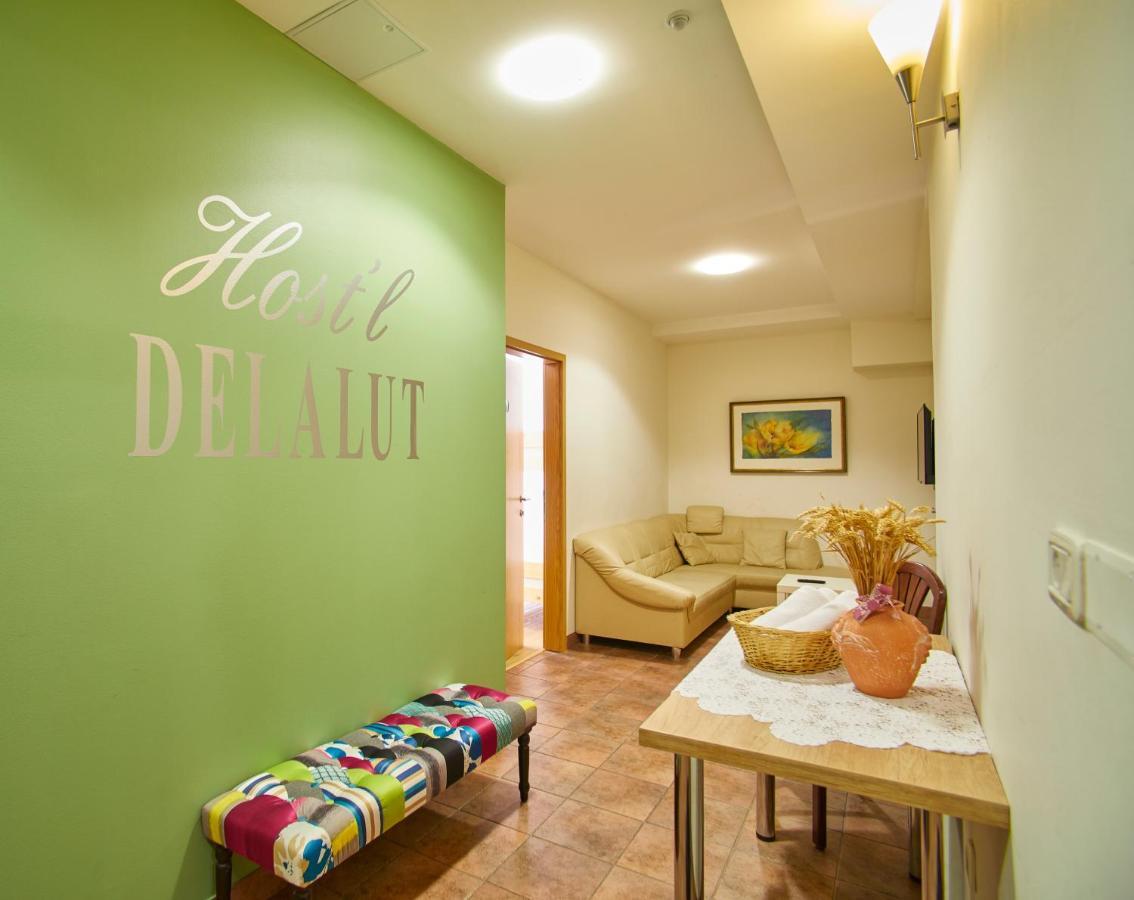 Hostel Delalut Ravne na Koroskem 외부 사진