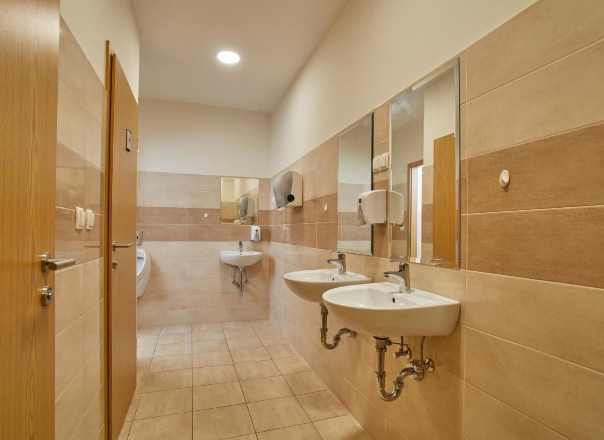 Hostel Delalut Ravne na Koroskem 외부 사진
