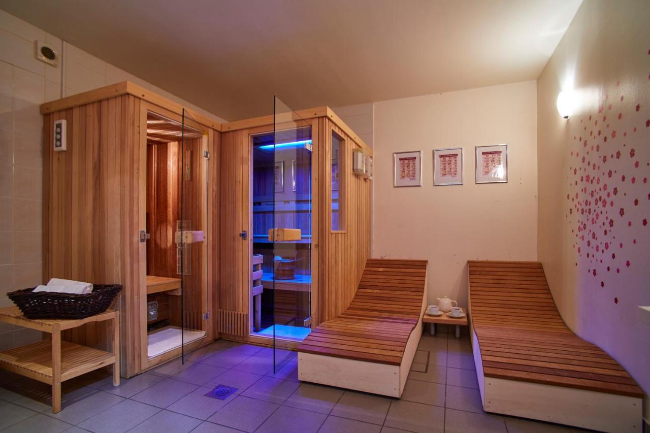 Hostel Delalut Ravne na Koroskem 외부 사진